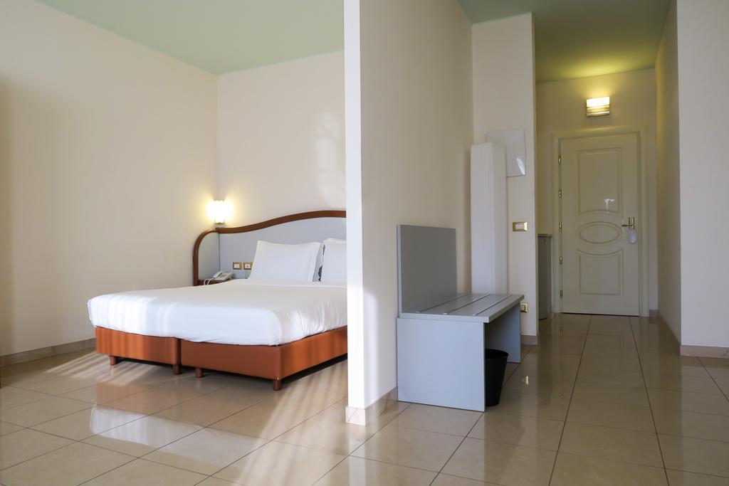 Hotel Verdi Vicenza Ngoại thất bức ảnh